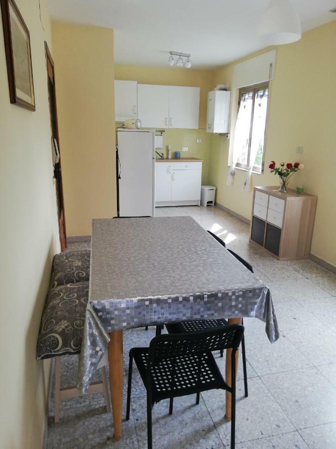 Casa Ester Castelpetroso Eksteriør billede